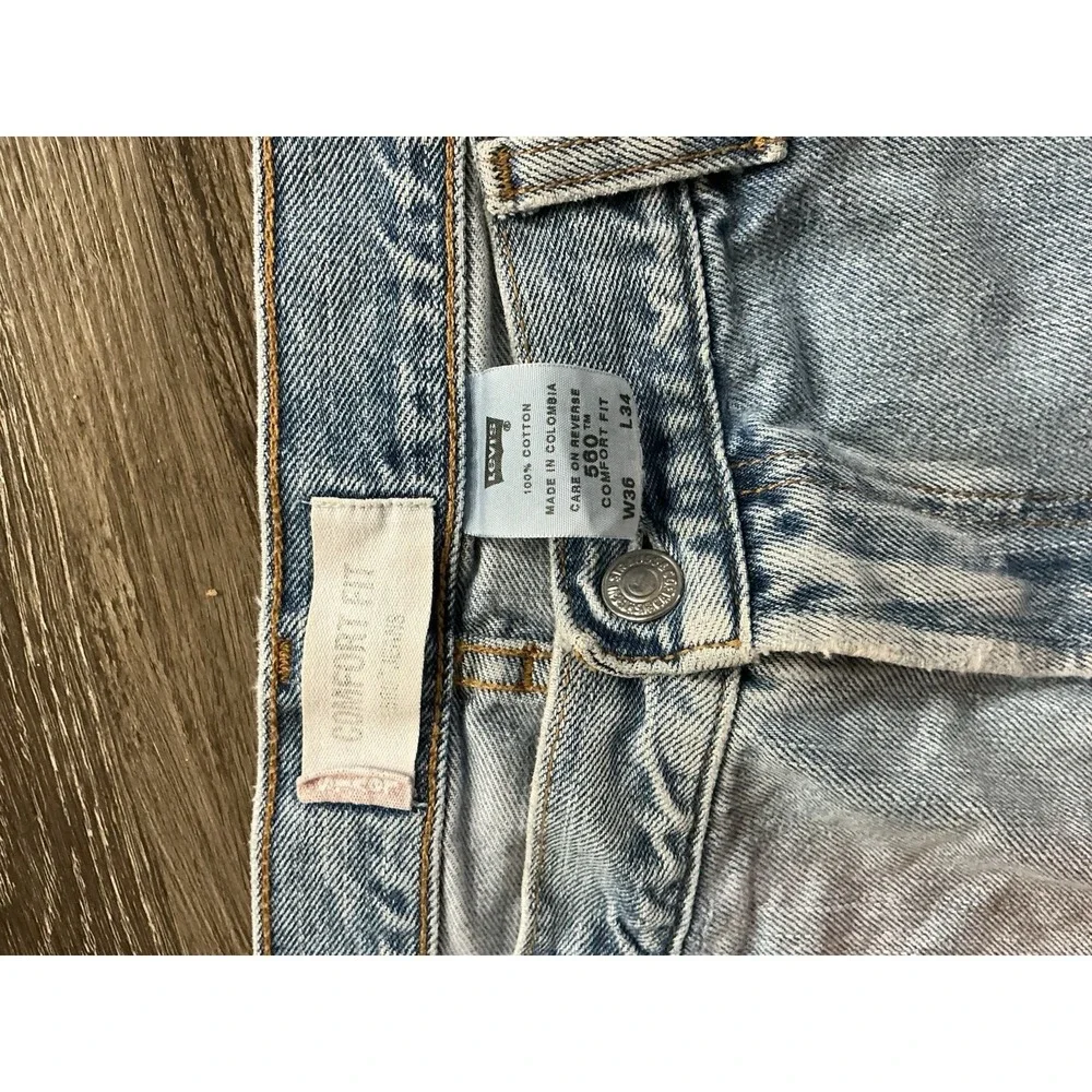 TRUE VINTAGE Levi's 560 - COMFORT FIT Loose Tapered Blue Jeans -Men Size 36 x 34